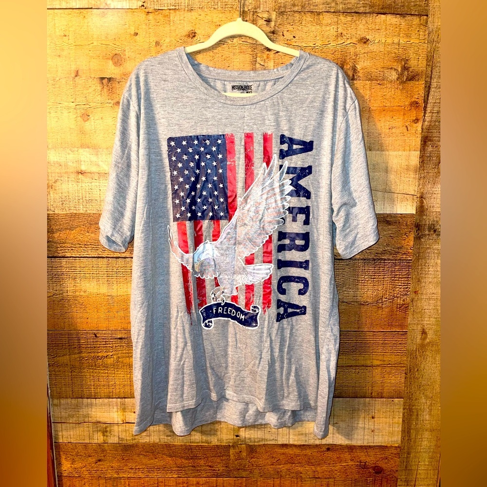 Mission Ridge eagle flag t-shirt